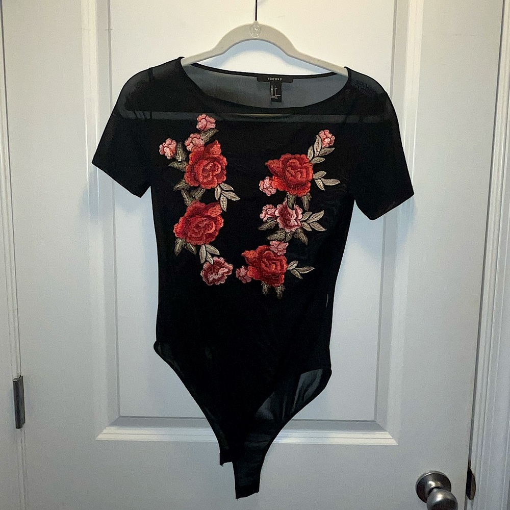 Sheer floral embroidered short sleeve bodysuit Forever 21